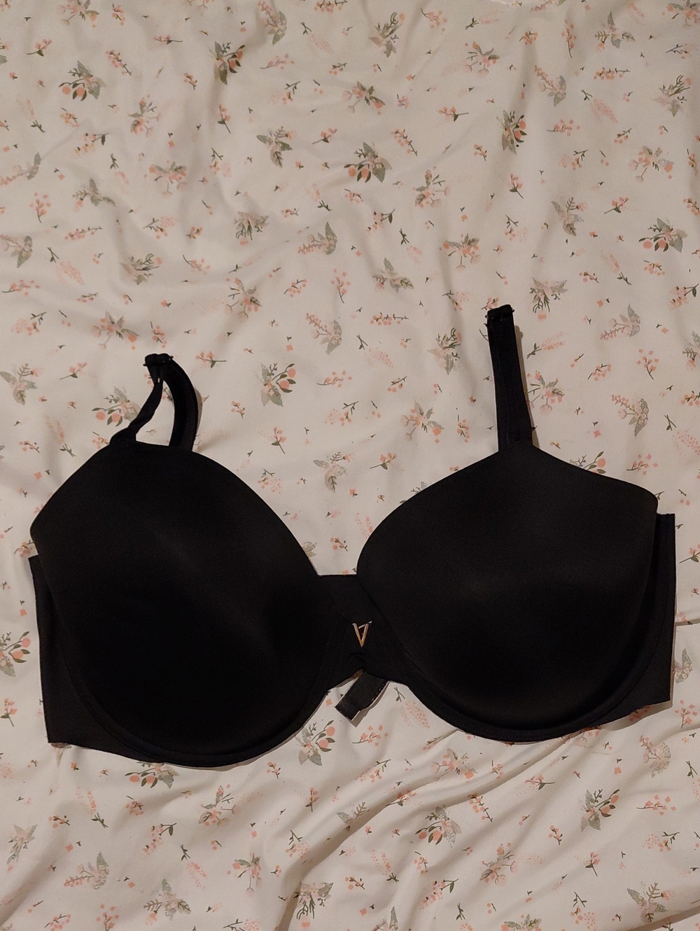 Victoria's Secret Black Seamless T-Shirt Bra